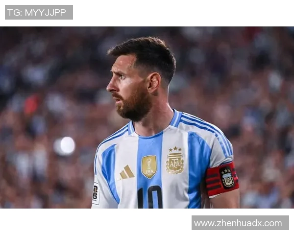 世界足坛3号球星的传奇故事与影响力解析