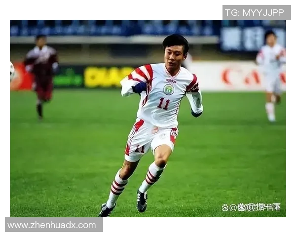 只有一个足球场的球星如何在狭小的舞台上成就传奇与荣耀